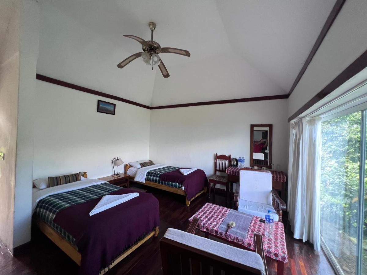 Es Deurali Resort Похара Екстериор снимка